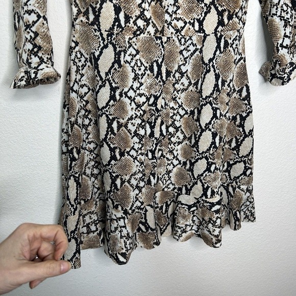 Scully Snakeskin Ruffle Open Back 3/4 Sleeved Tan Dress S - Picture 12 of 13